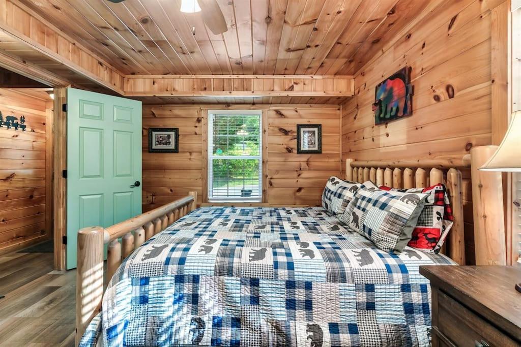A Top Notch Lodge~Gatlinburg Exterior foto