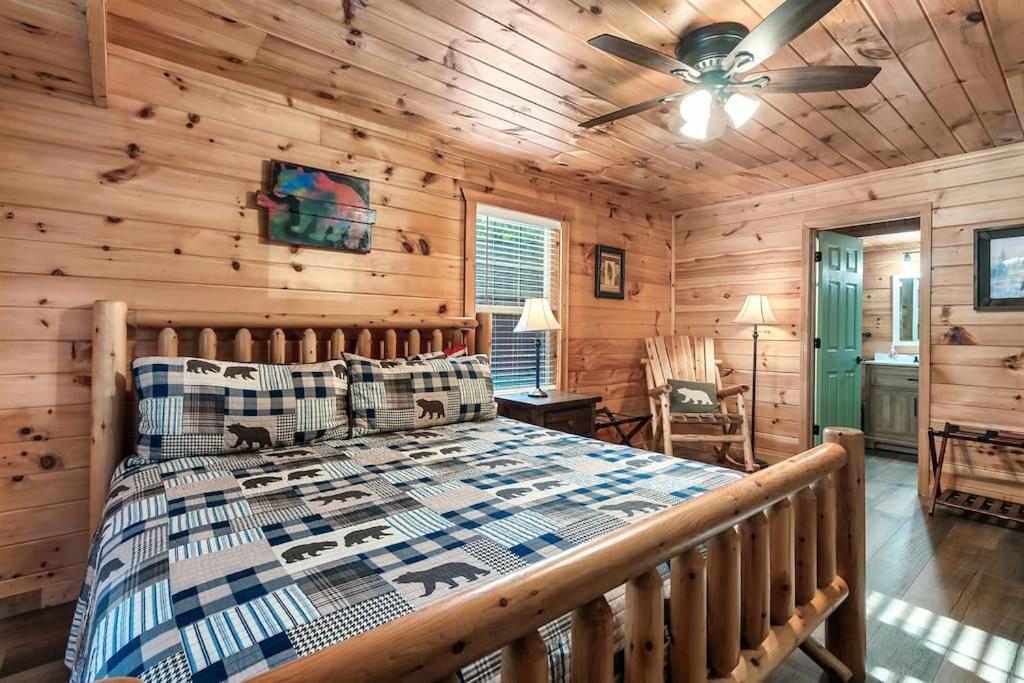 A Top Notch Lodge~Gatlinburg Exterior foto